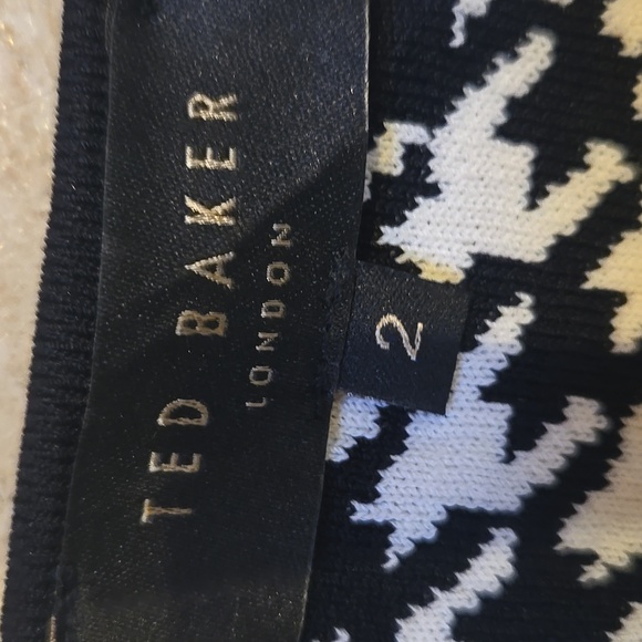 Ted Baker London Stylish Syrenia Black/White Houndstooth Top - Picture 4 of 10